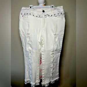 NWOT White ankle skinny legging jeans fits like a 2